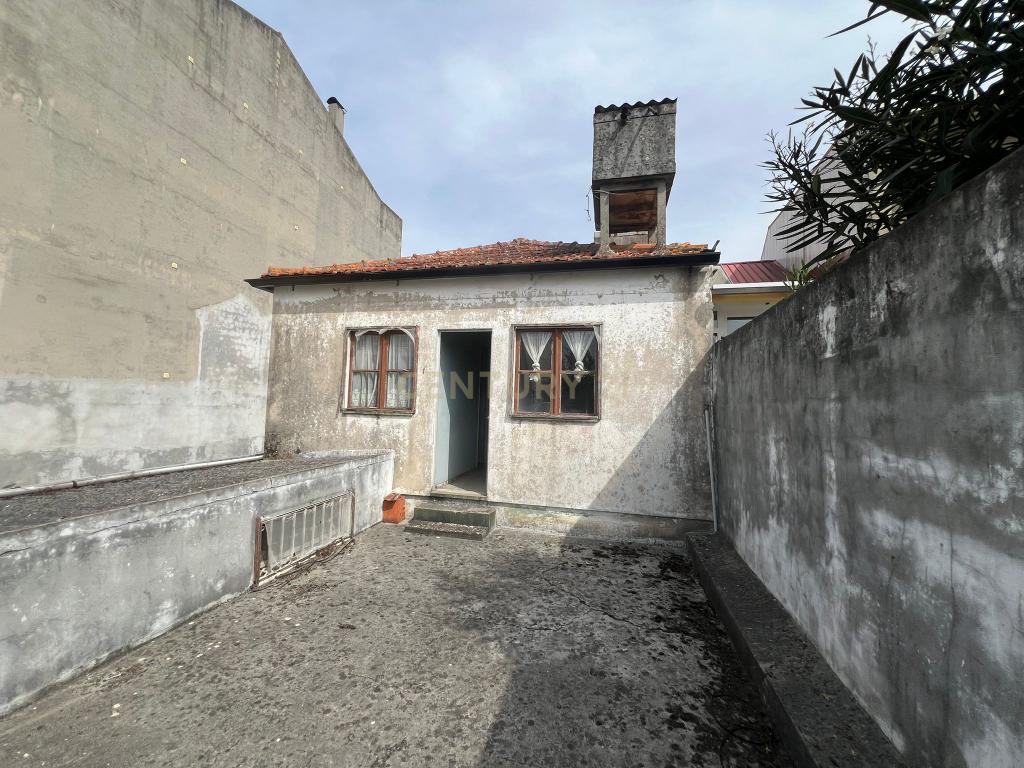 Prédio em Localização Privilegiada  - Image 53