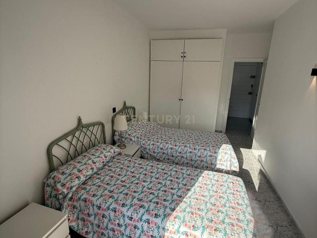  - Image 4