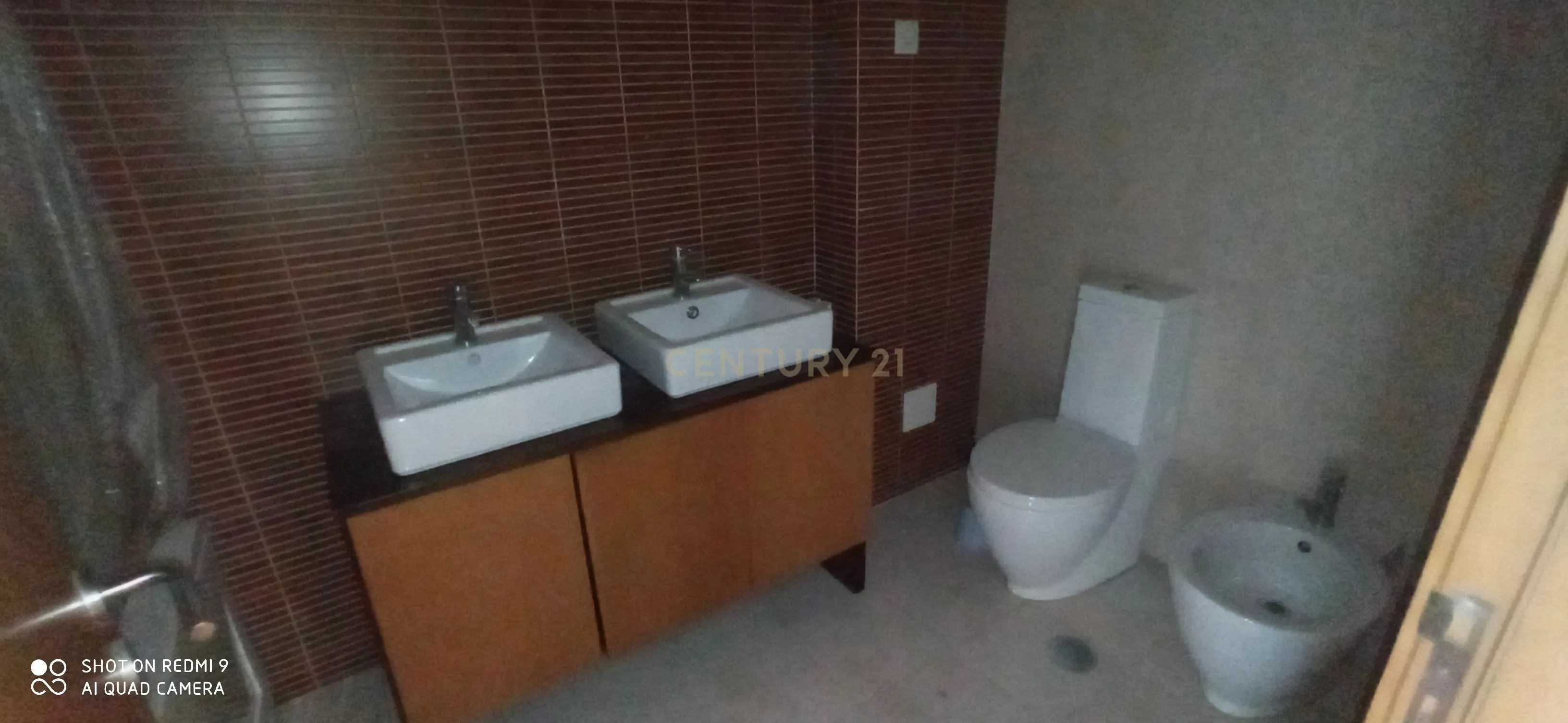Apartamento T3, com Duas Varandas e Garagem na Vila Serena, Pinhal Novo - Image 9