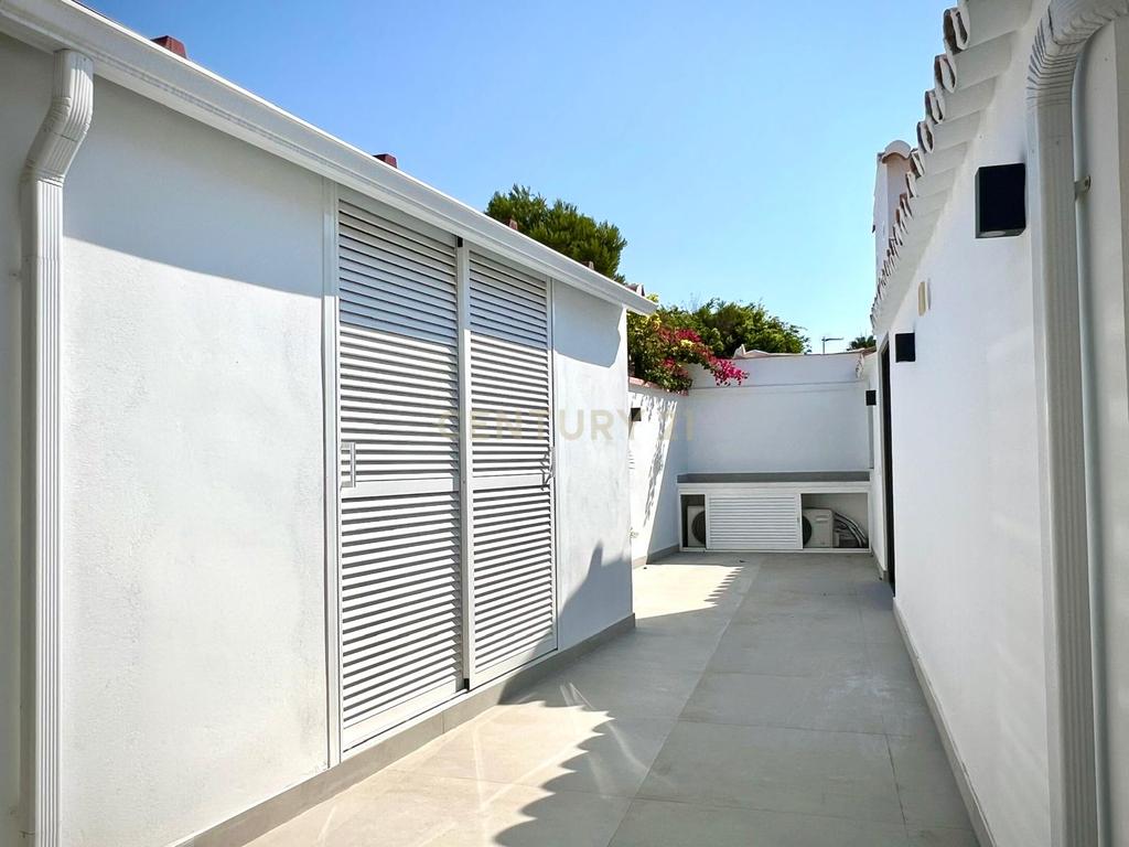  - Image 21