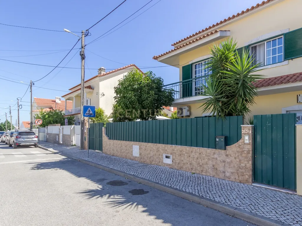 Moradia Geminada T3 - Quinta do Conde - Image 30