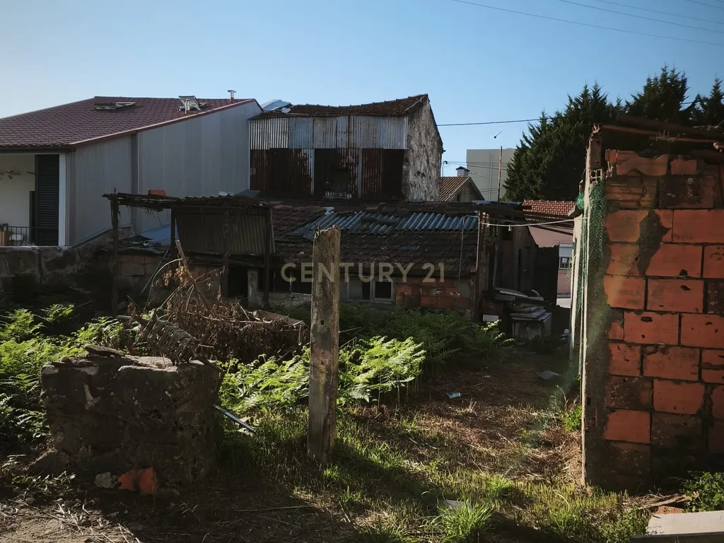 Terreno com Ruína em Rio Tinto – Excelente Oportunidade de Investimento! - Image 12