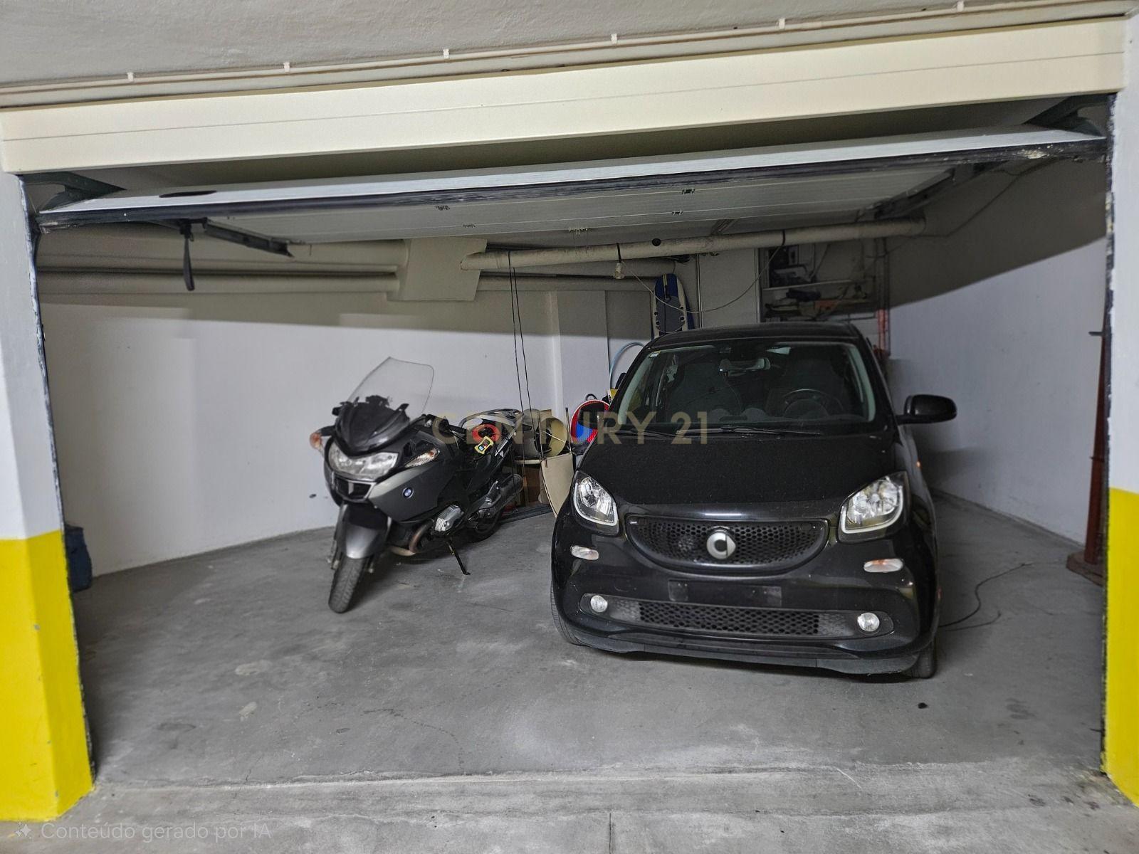 Fotografia 2 de Garagem em Setúbal (São Sebastião) - 34m²
