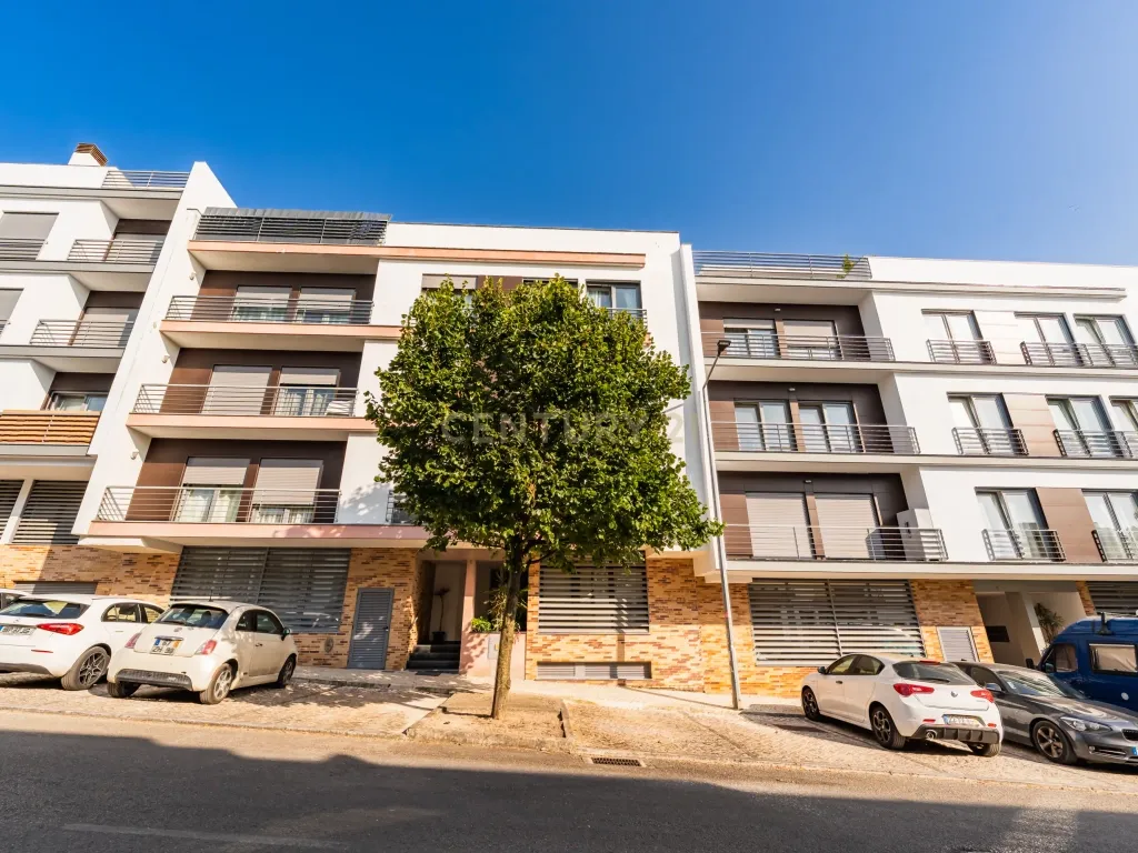 T3 Exclusivo com 161 m², Vista Mar e Potencial para Duplex | Quinta de Santa Teresa - Image 44