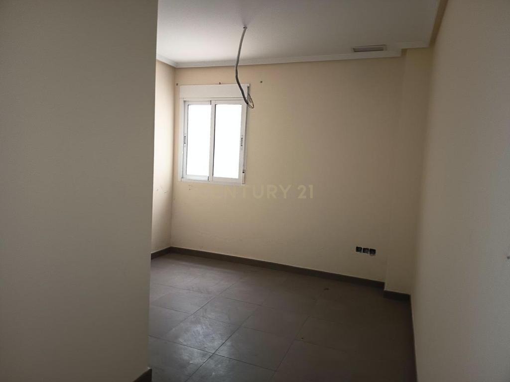 Apartamento para Recuperação em Monforte del Cid, Alicante - Image 5