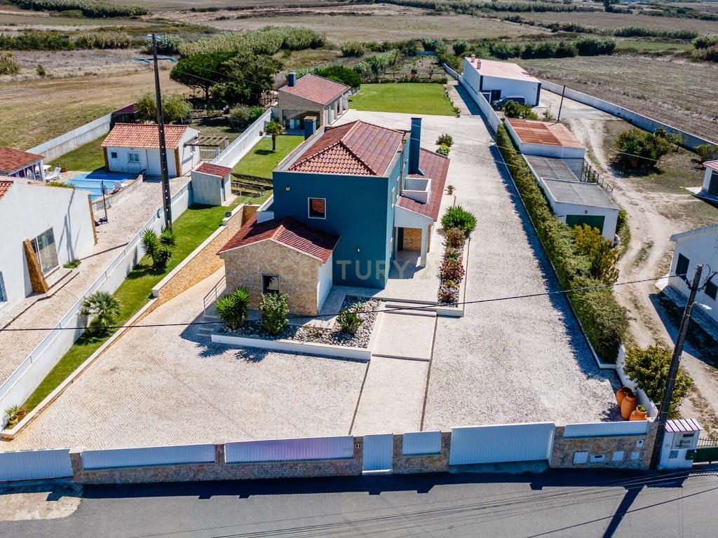 Moradia T4, em Sintra/Assafora, piscina e terreno de 3.720m2 - Image 5