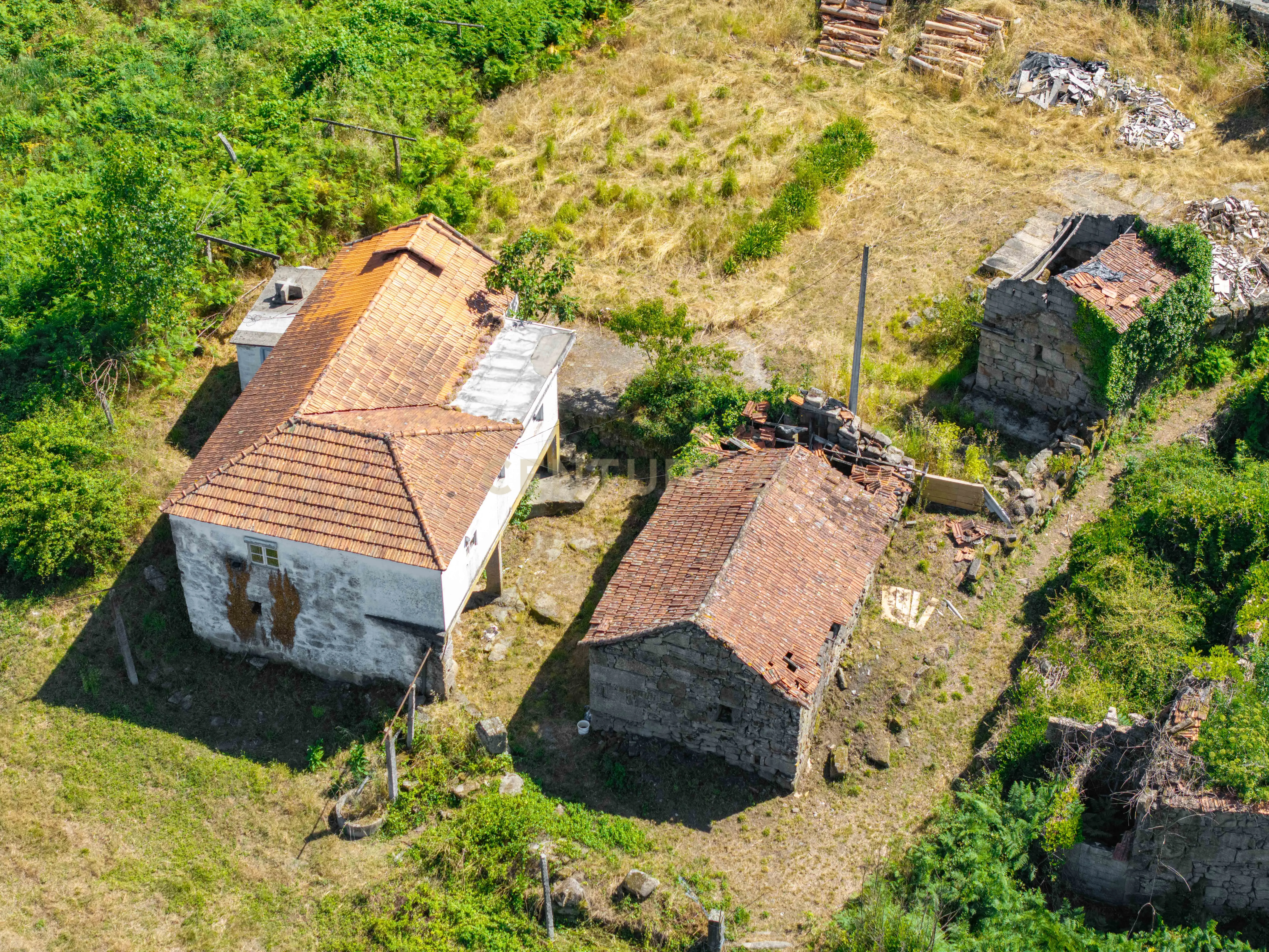 Fotografia 6 de Moradia para Recuperação em Vila Boa do Bispo, Marco de Canaveses