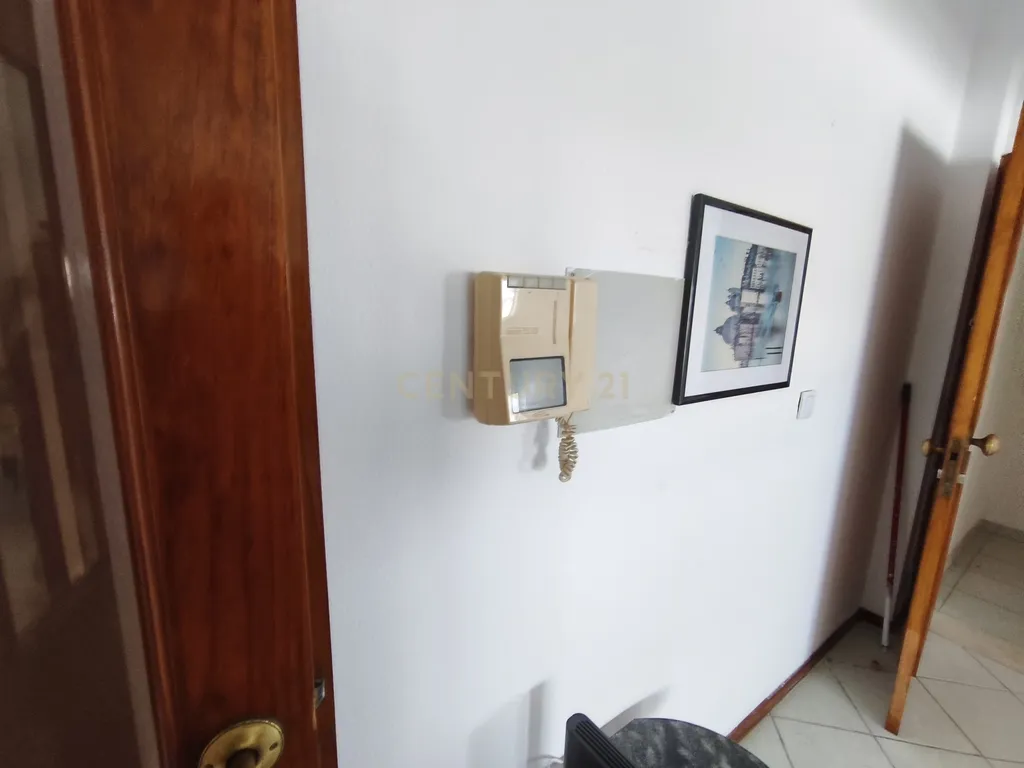 Apartamento T3 sito em Marinha Grande - Image 16