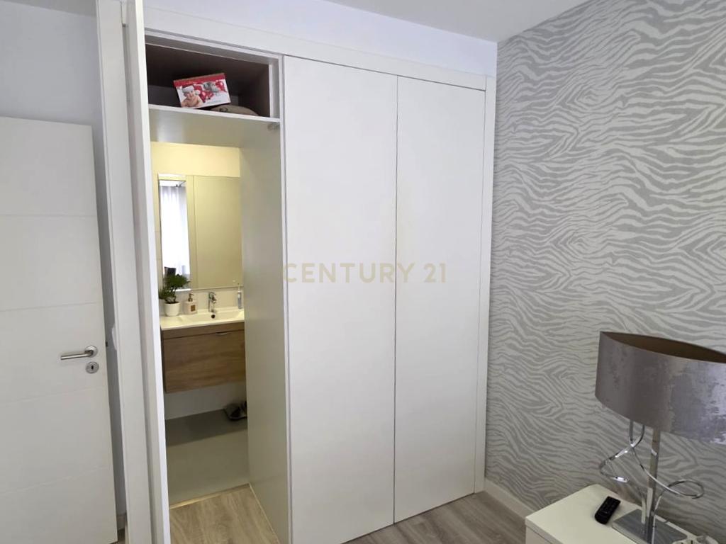 Apartamento T4 agora T3 em Almada transportes á porta  #  Negociável  # - Image 22