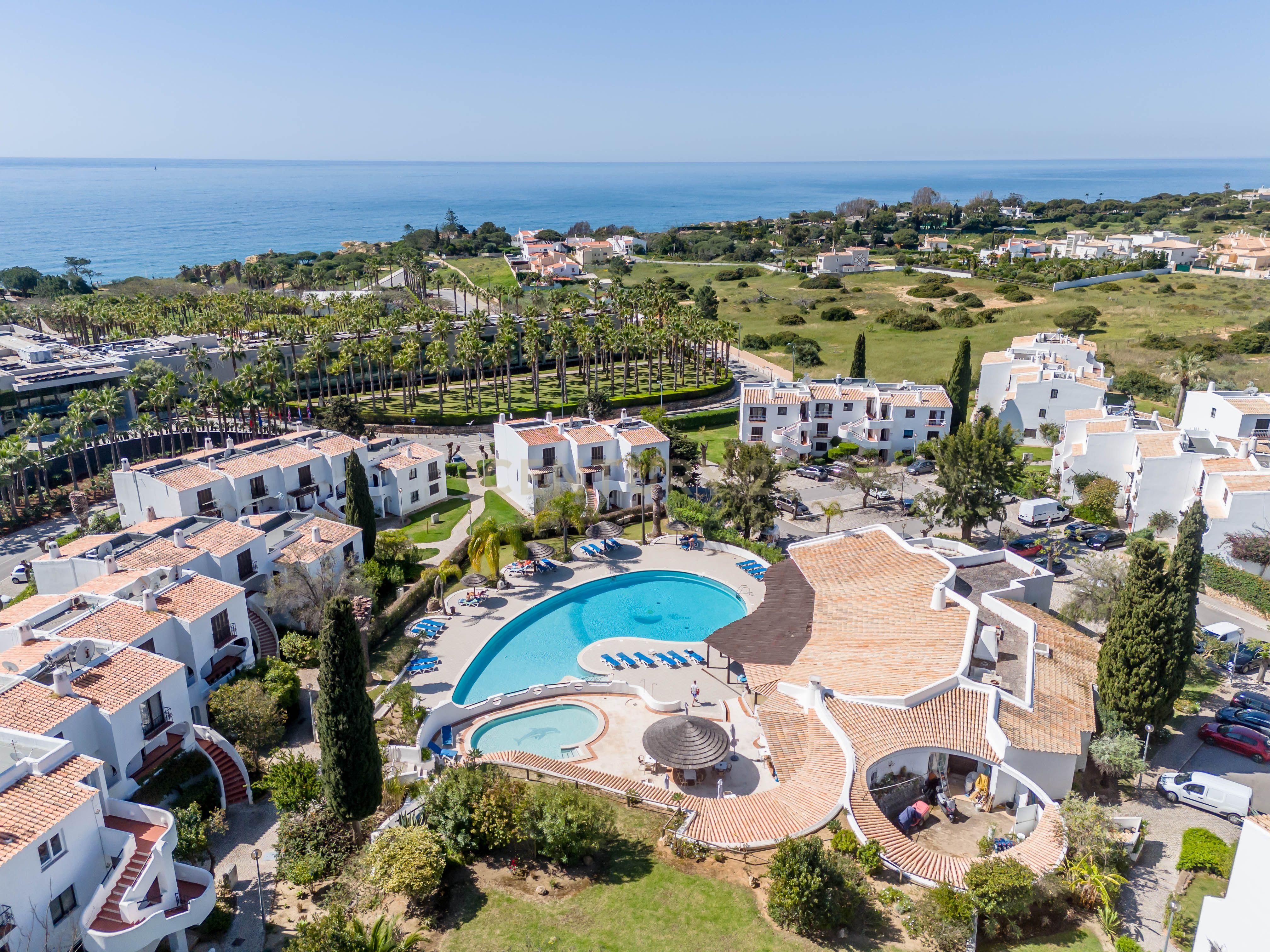 APARTAMENTO T2 COM PISCINA EM CONDOMÍNIO PRIVADO PERTO DA PRAIA DE S. RAFAEL EM ALBUFEIRA - Image 25