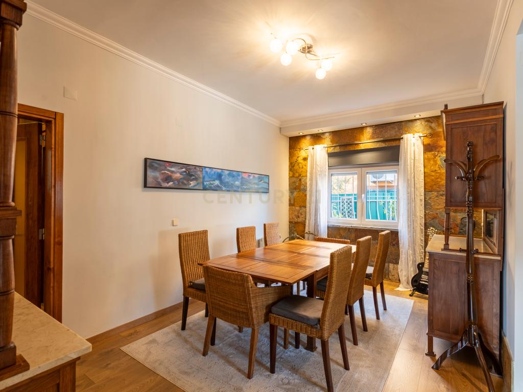 🏡 Moradia Isolada com piscina – Quinta do Conde - Image 10