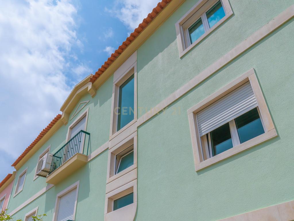Apartamento T2, com Parqueamento, em Brejos de Azeitão - Image 32