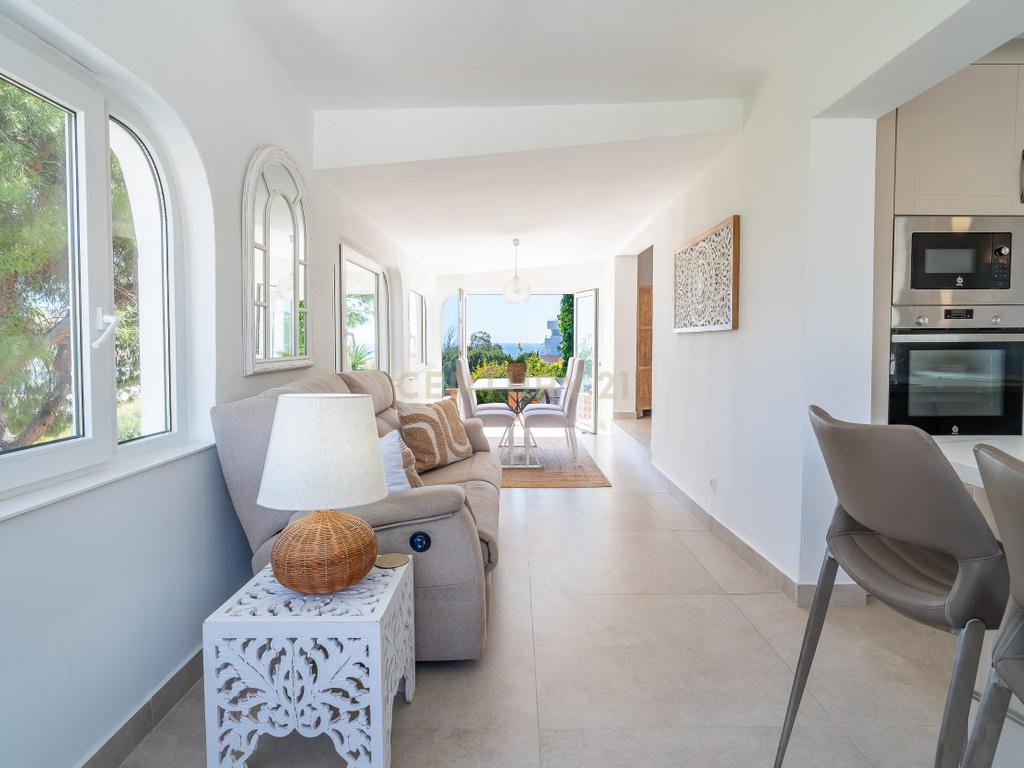 Moradia renovada com vista para o mar e perto da praia – Torreblanca, Fuengirola - Image 13