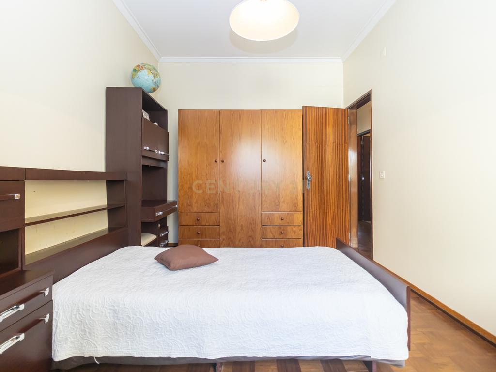 Apartamento T3 em Amora, Seixal - Image 35