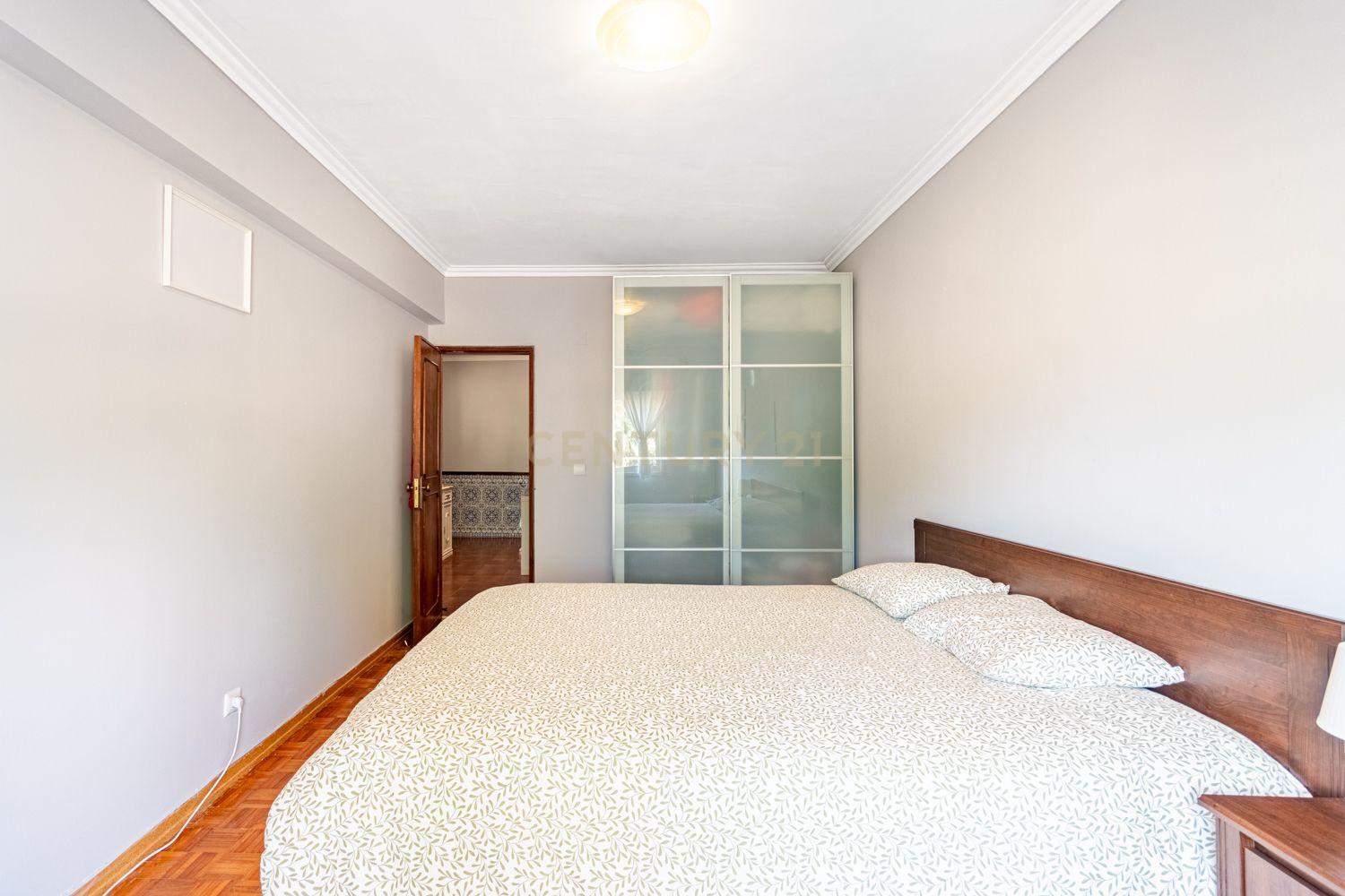 Fotografia 7 de Apartamento T2 com elevador e varandas, em Algueirão-Mem Martins, Sintra