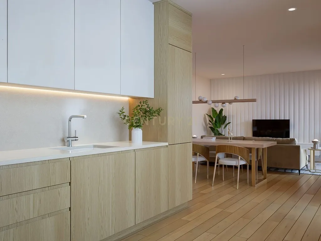 Espectacular Apartamento T3, totalmente remodelado, no centro do Montijo - Image 5