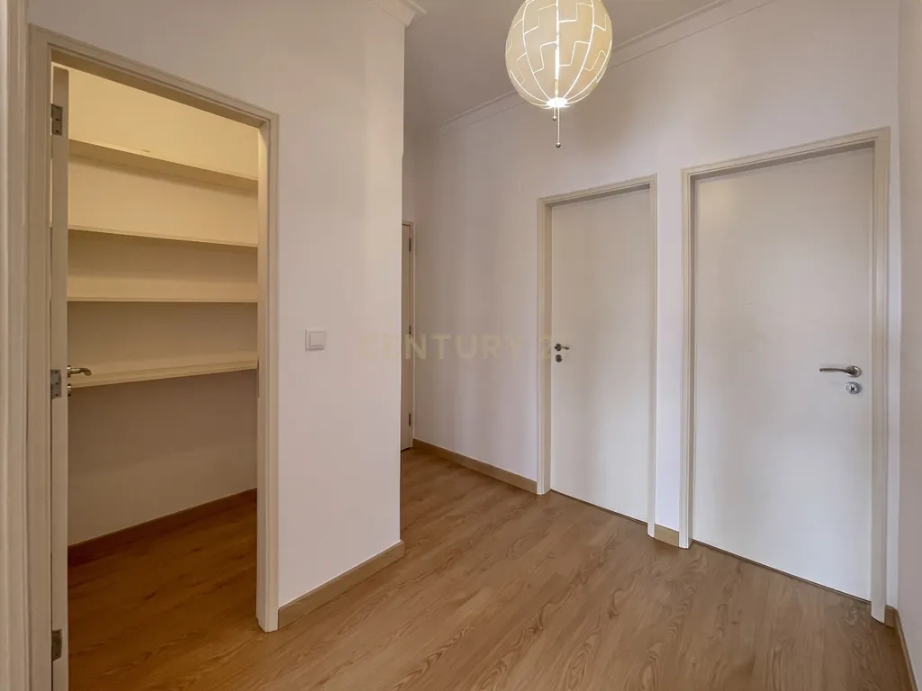 T2 para Arrendamento em Corroios – Conforto, Modernidade e Localização Privilegiada - Image 39
