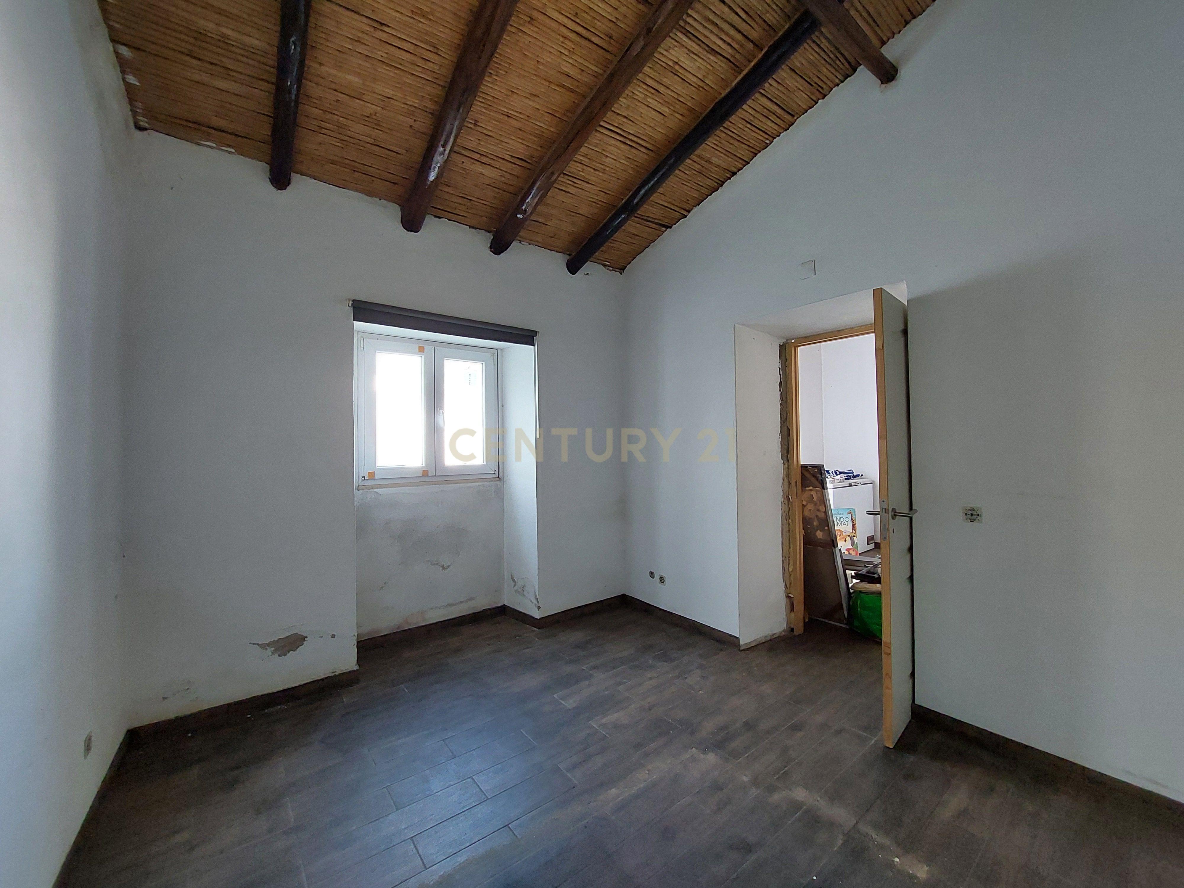 📍 LOULÉ | Moradia Térrea típica Algarvia para Recuperar - Image 15