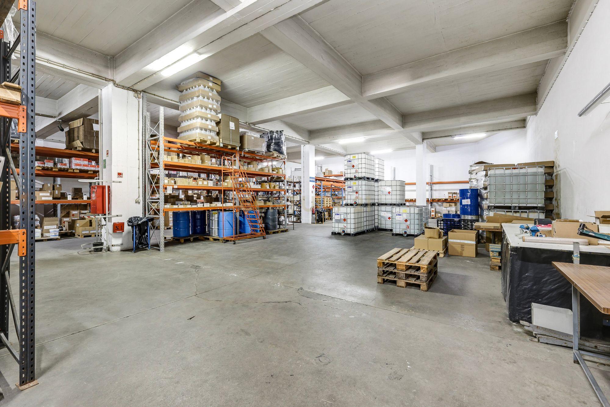 Fotografia 9 de Espaço Logístico com 1.849 m² e Acesso TIR | Odivelas
