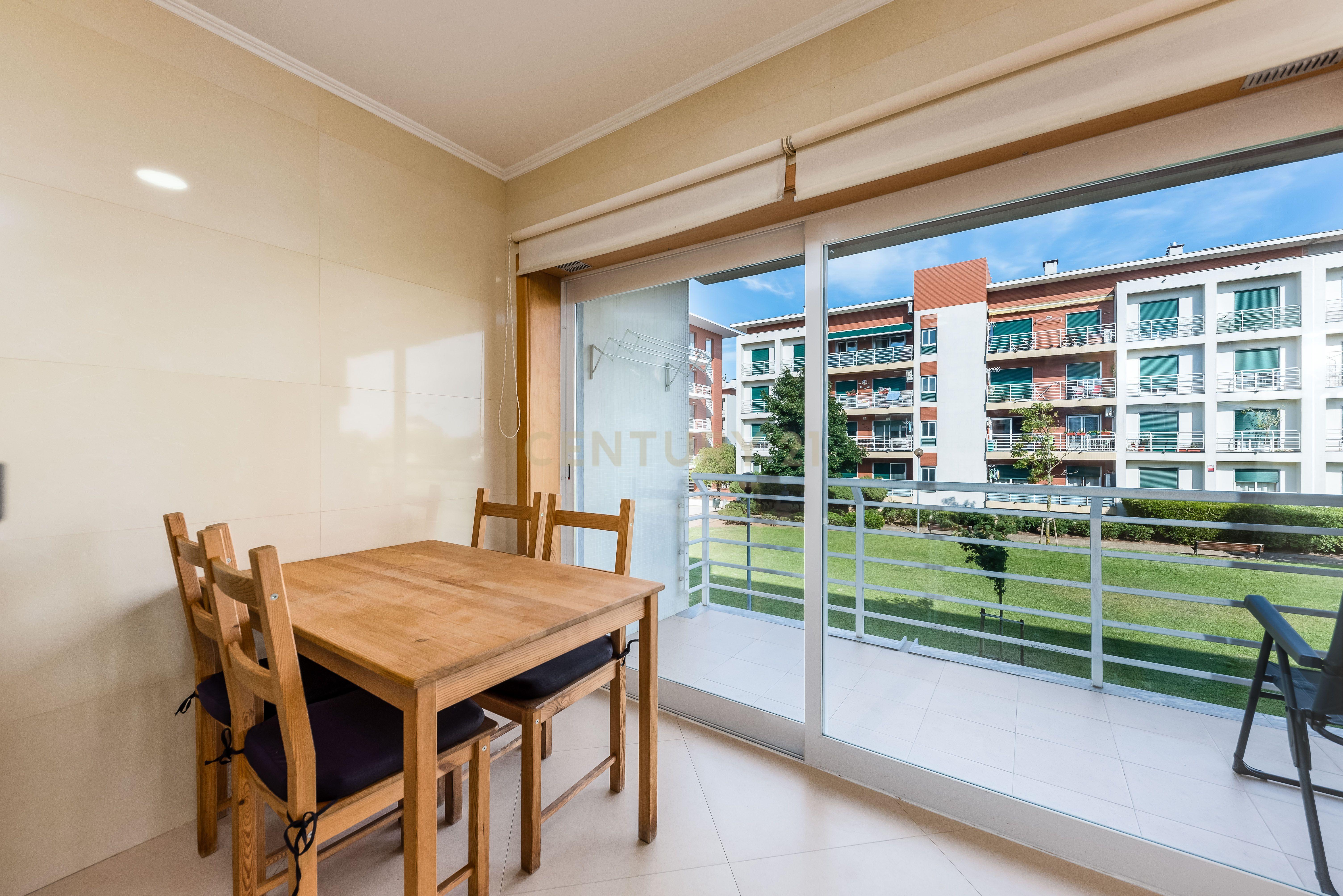 Fotografia 12 de Apartamento T3 com 2 Box e 2 Suítes. Vista Panorâmica em Oeiras