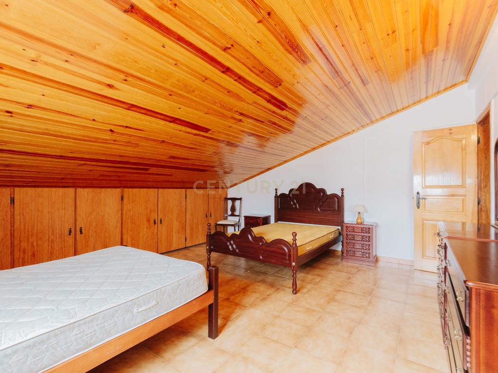 Moradia para Arrendamento — Conforto e Tranquilidade - Image 24