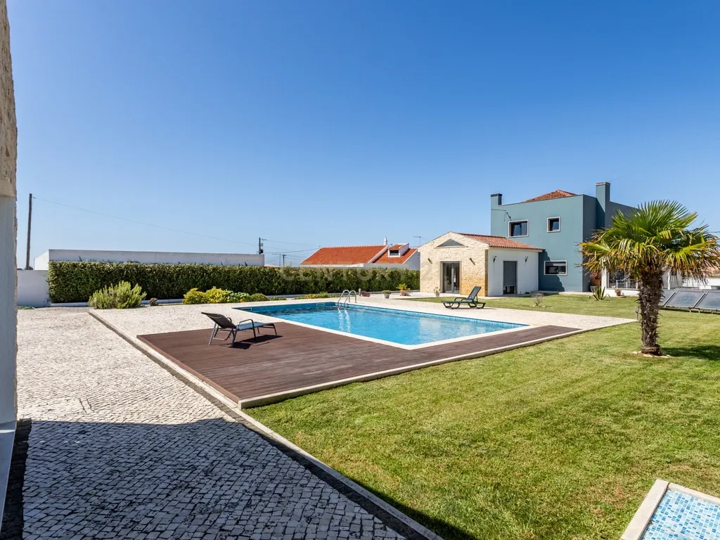 Moradia T4, em Sintra/Assafora, piscina e terreno de 3.720m2 - Image 2