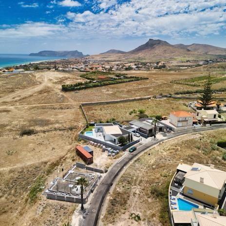 Fotografia 10 de Terreno Urbano com Projeto Aprovado no Sítio das Lombas, Porto Santo