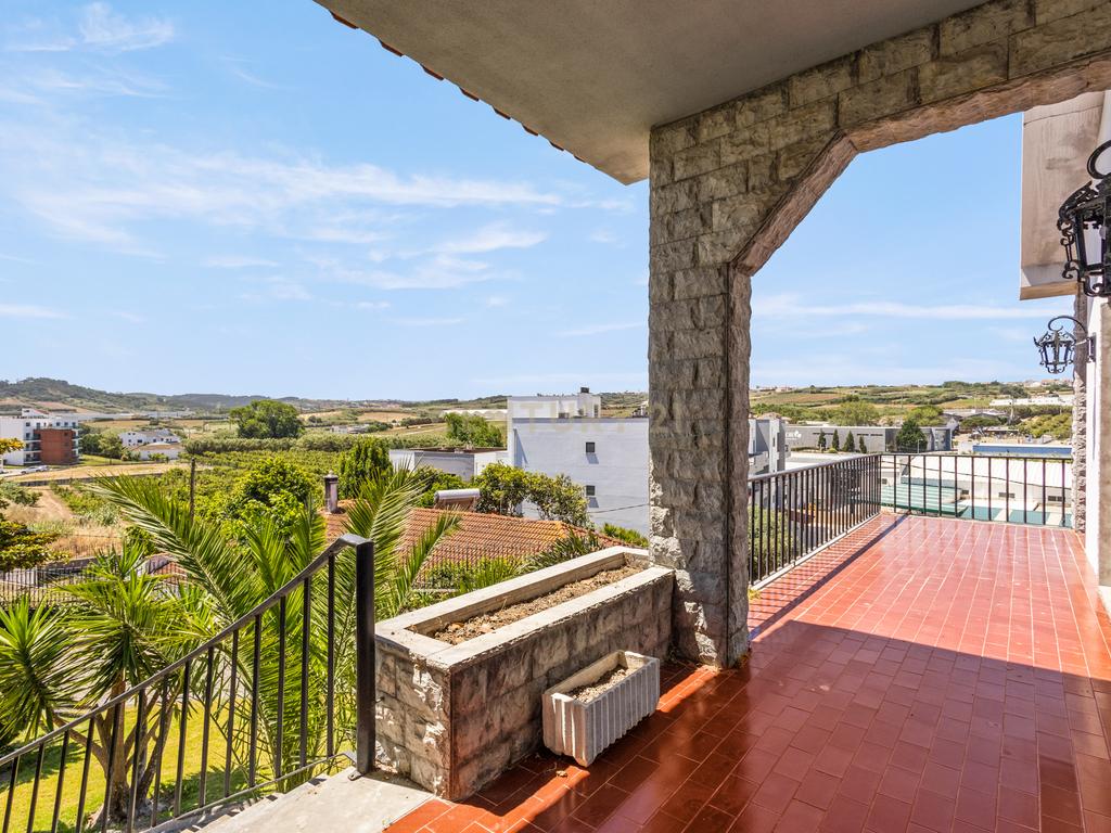Moradia T5 com Piscina em Lourinhã - Image 19