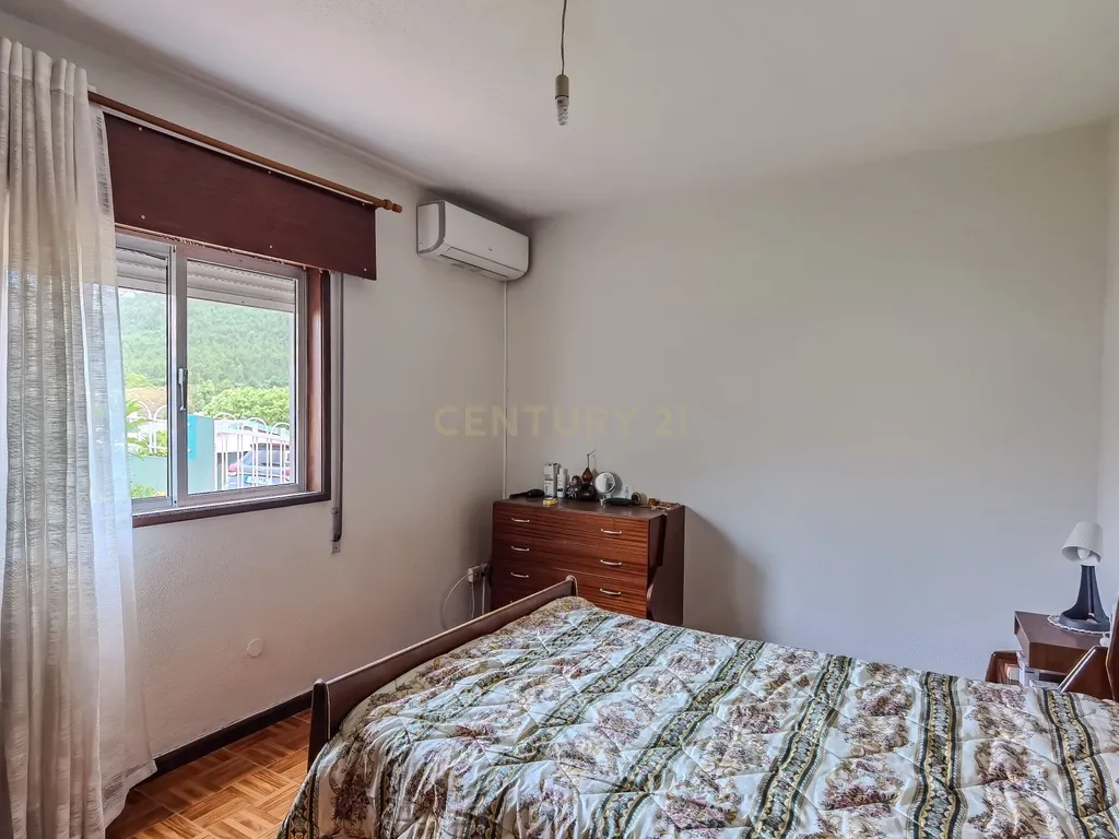 Moradia Bifamiliar T3+T3 em São Pedro da cova – Espaço, Tranquilidade e Conforto - Image 44