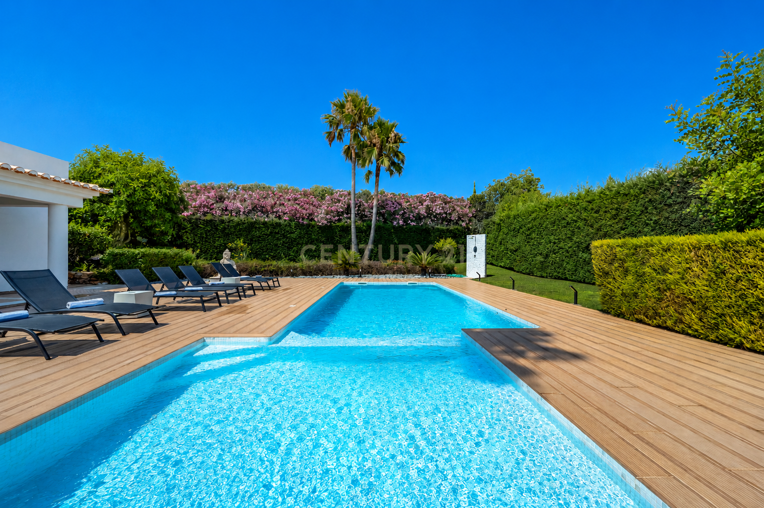 Fotografia 5 de Moradia com 4 quartos, independente com piscina em Albufeira