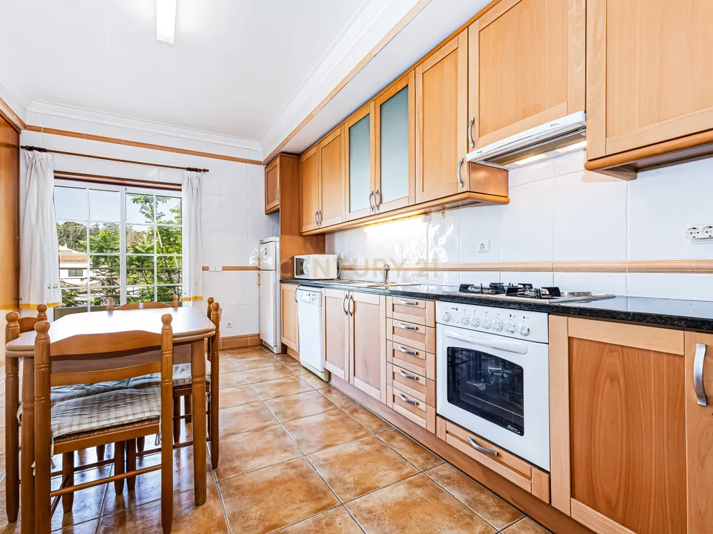 Apartamento T3 com 180 m² a 5 minutos da Praia do Vau – Portimão - Image 8