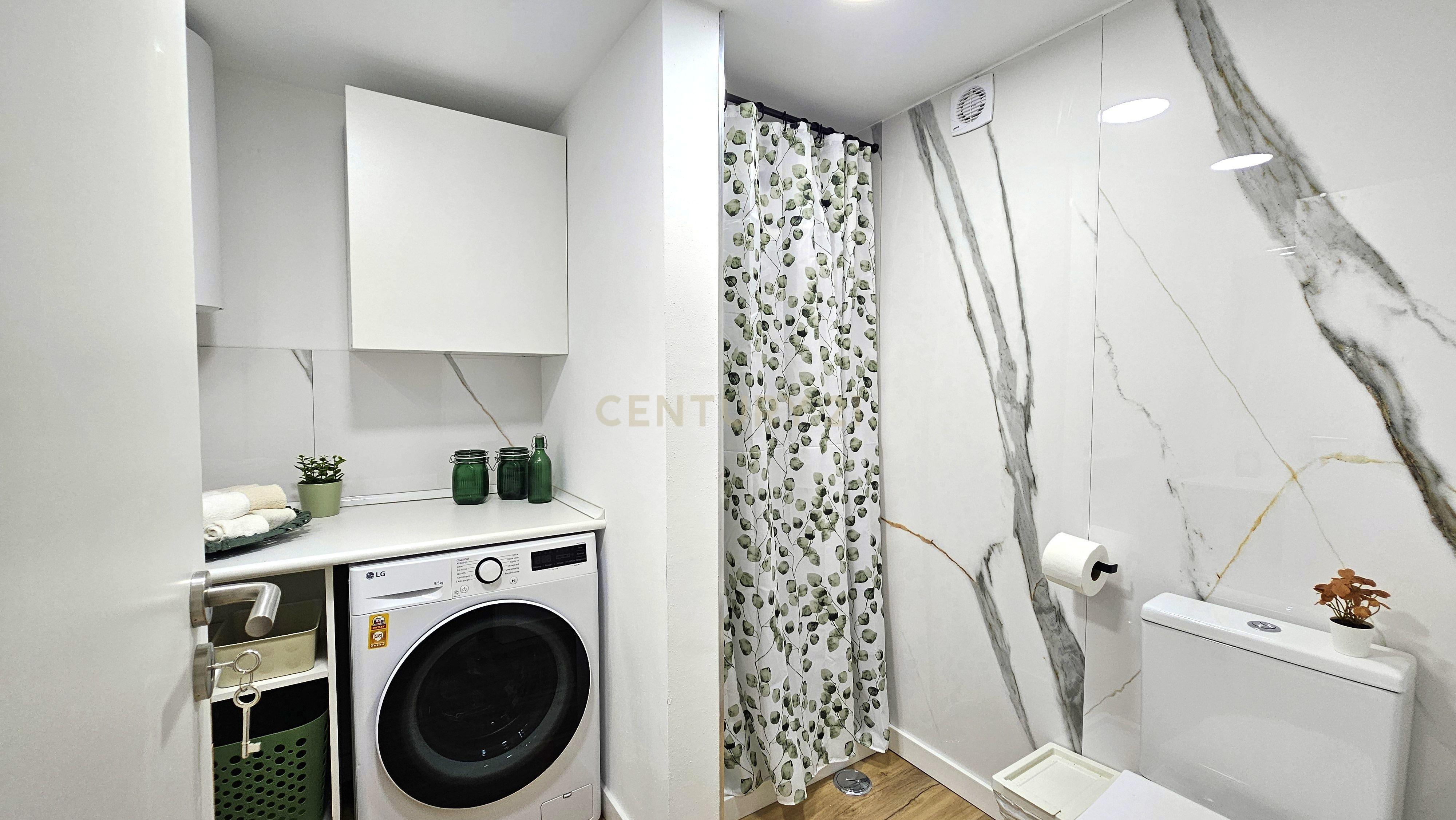 Fotografia 8 de Encantadora Moradia Duplex T1 Totalmente Remodelada em Setúbal