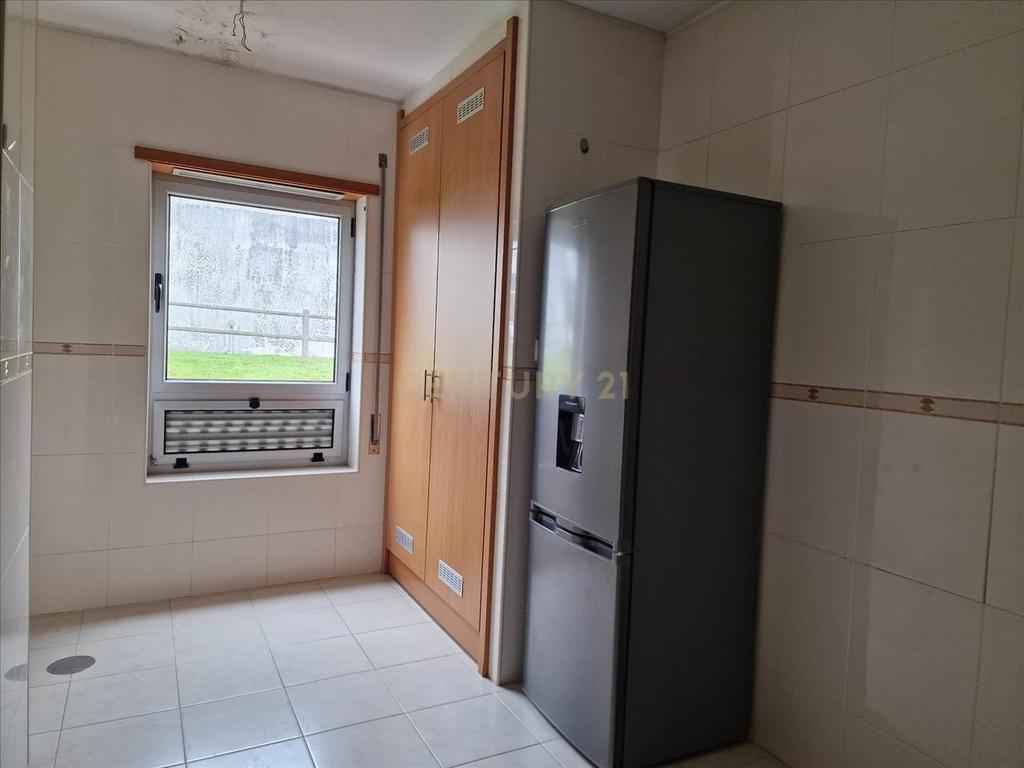undefined - Image 11