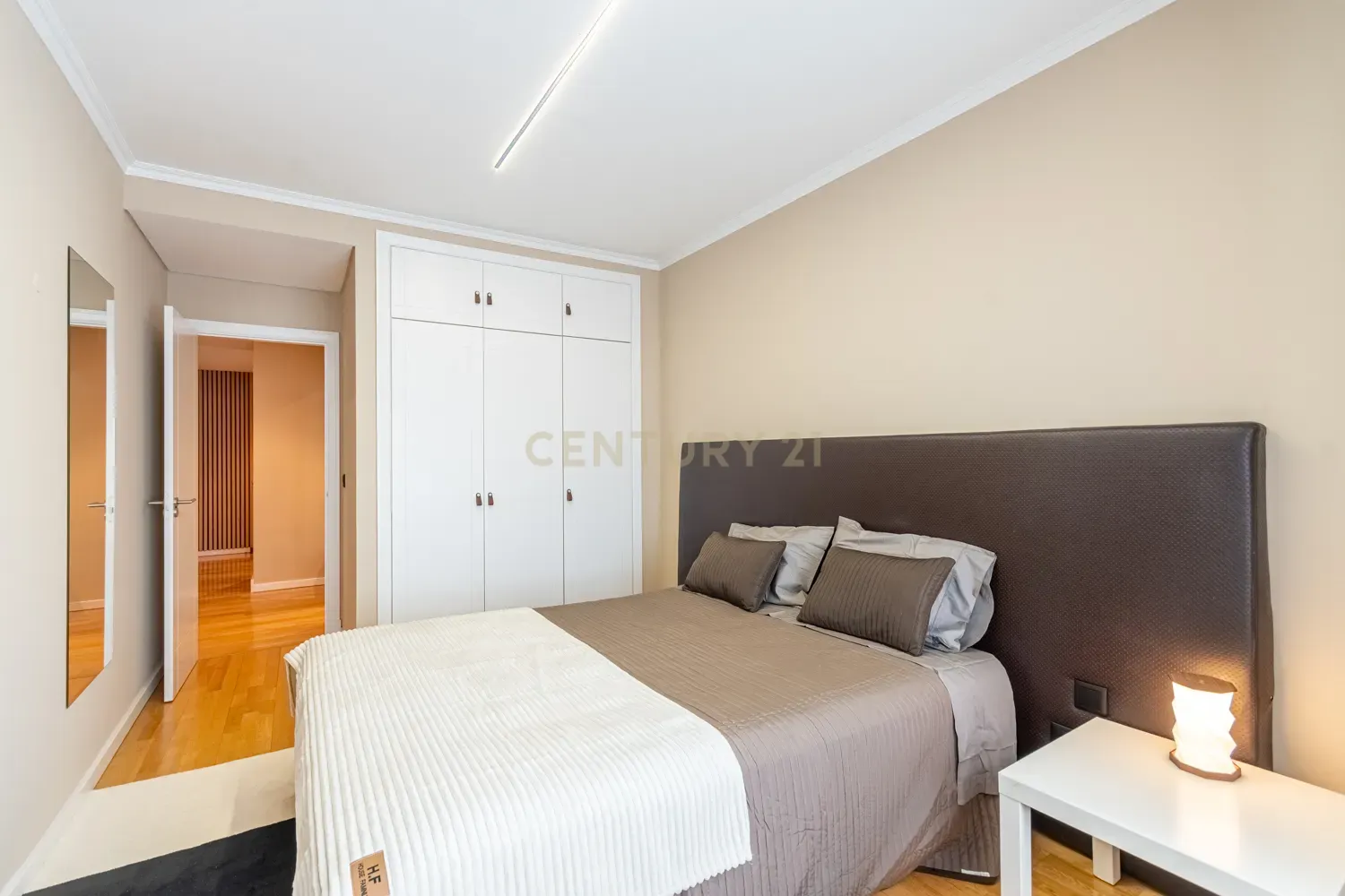 Fotografia 11 de Apartamento T2 Twin Towers com Garagem