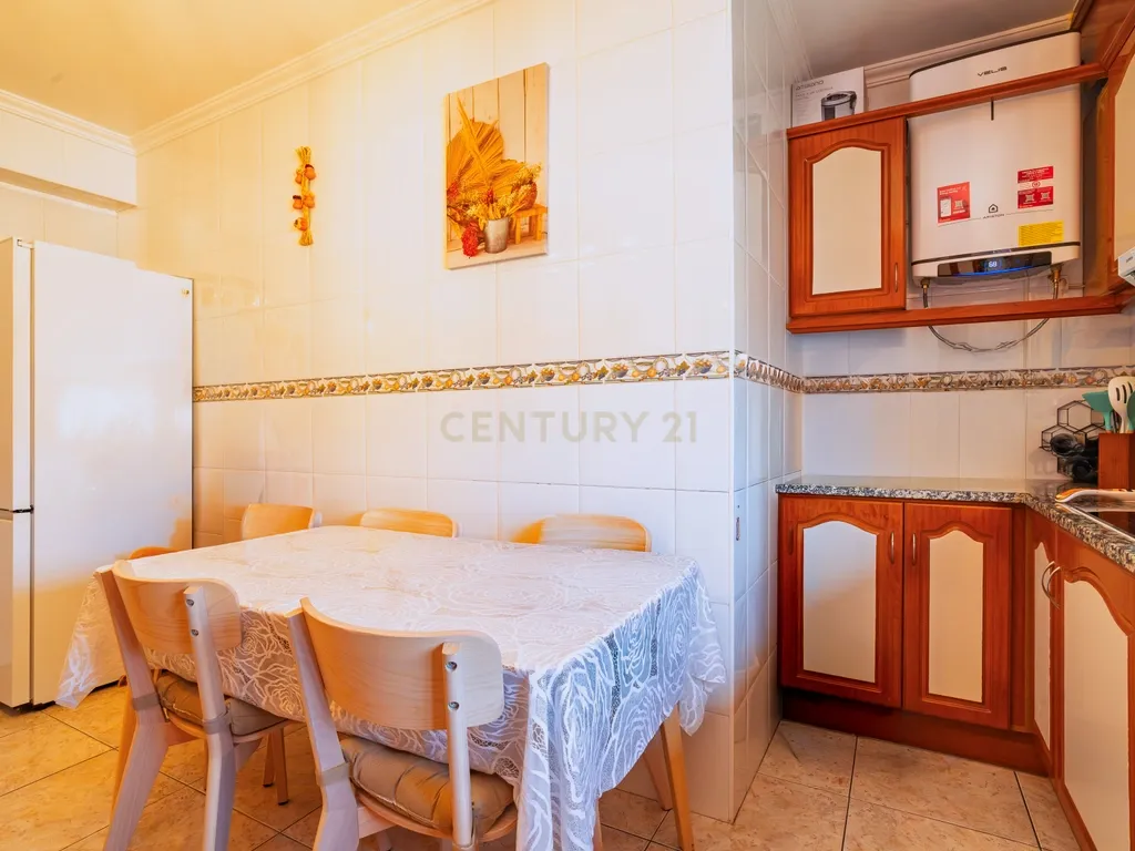 MAGNÍFICO APARTAMENTO T2 A POUCOS PASSOS DO MAR – PRAIA DA VIEIRA - Image 4