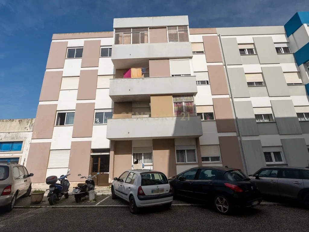 T2 no coração de Peniche | Rua Garrett | Oportunidade para viver ou rentabilizar🚨🚨🚨 - Image 19