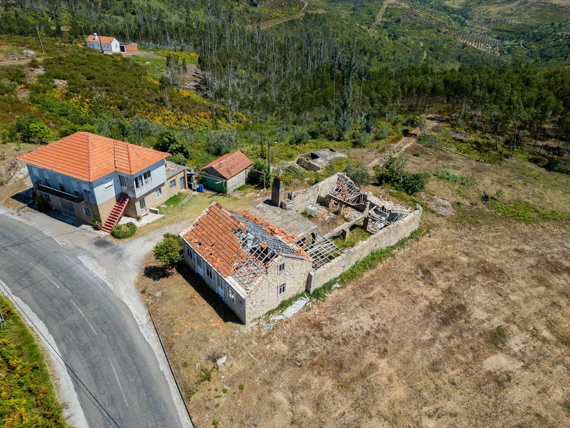 Fotografia 8 de Ruina com Potencial em Colmeias, Leiria