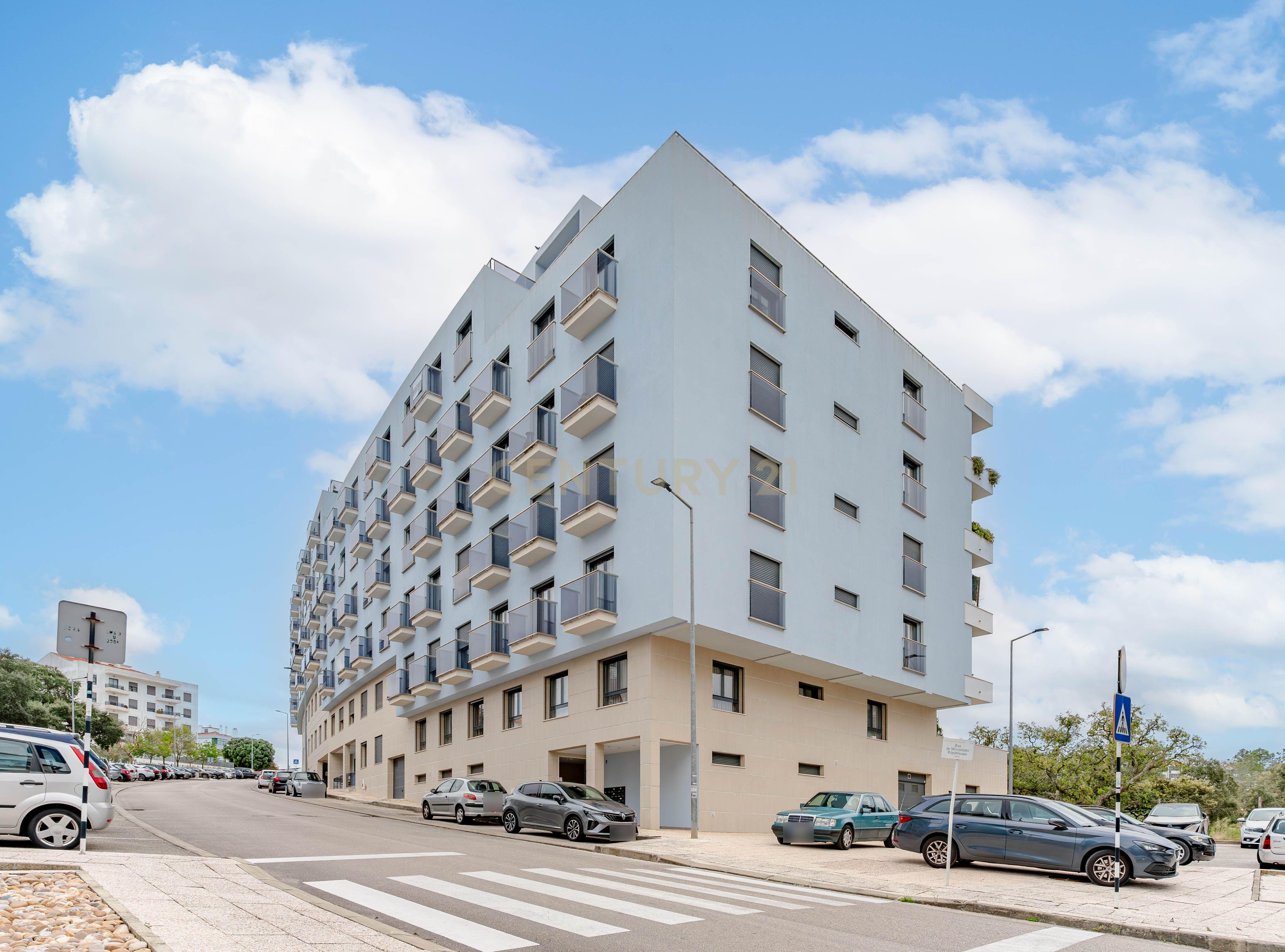 Magnífico Duplex no Parque Luso em Corroios - Image 52