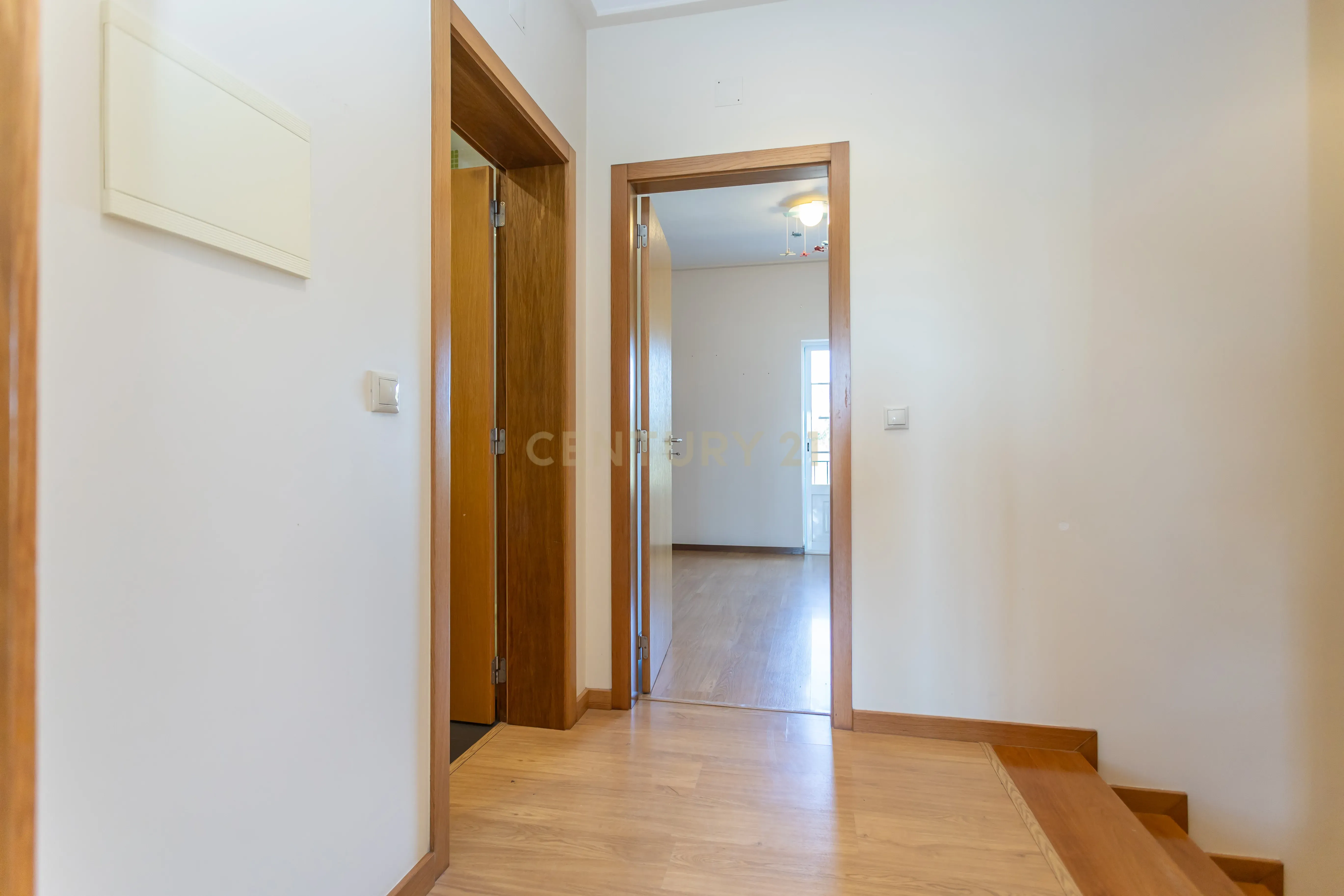 Fotografia 6 de Viva com Qualidade e Espaço – Excelente Moradia T3 em Zona Residencial Calma, Pegões