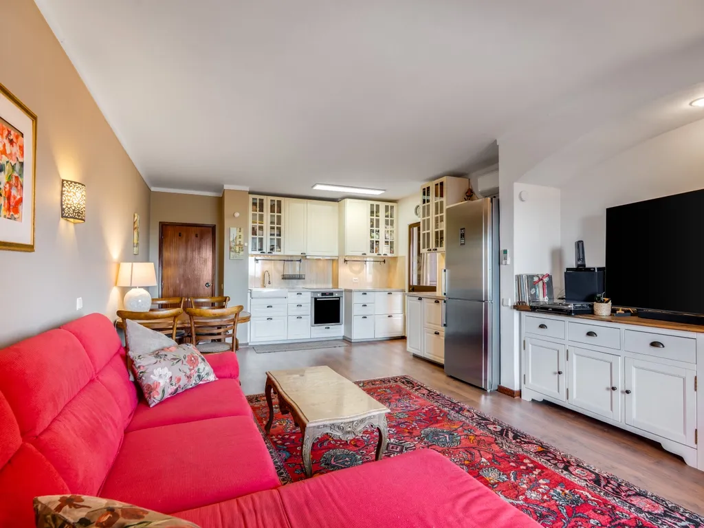 Apartamento com piscina, elevador e vista mar, no centro de Albufeira - Image 1