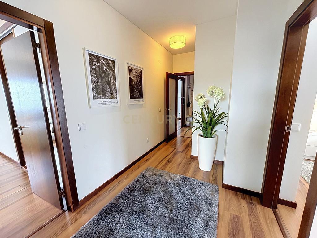 Apartamento T2 em Nazaré, Leiria - Perto da Praia e Comércio - Image 14