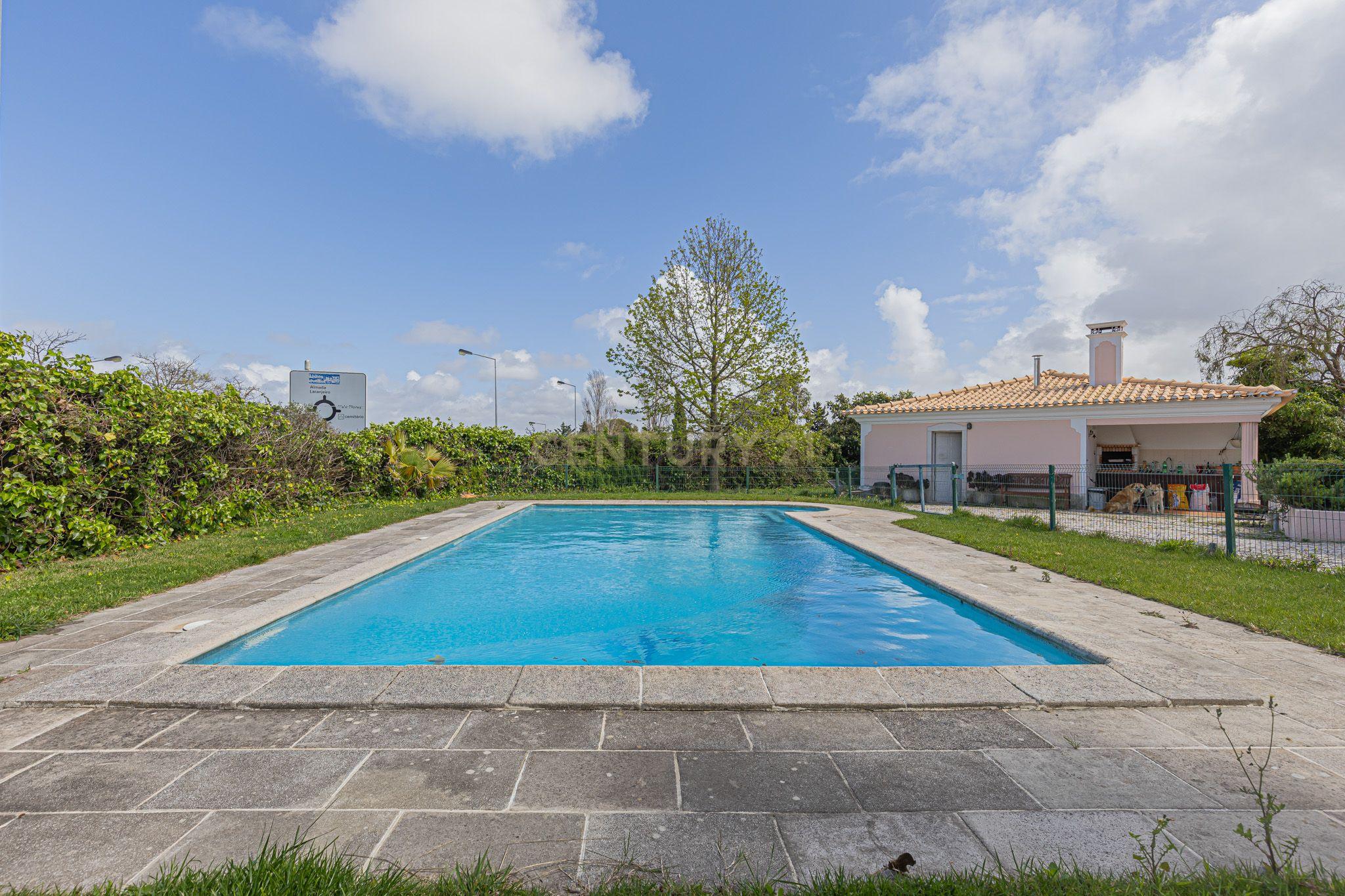 Moradia T5 - Almada - Piscina - Garagem -  364 m² - Terreno 1.024 m² - Image 68
