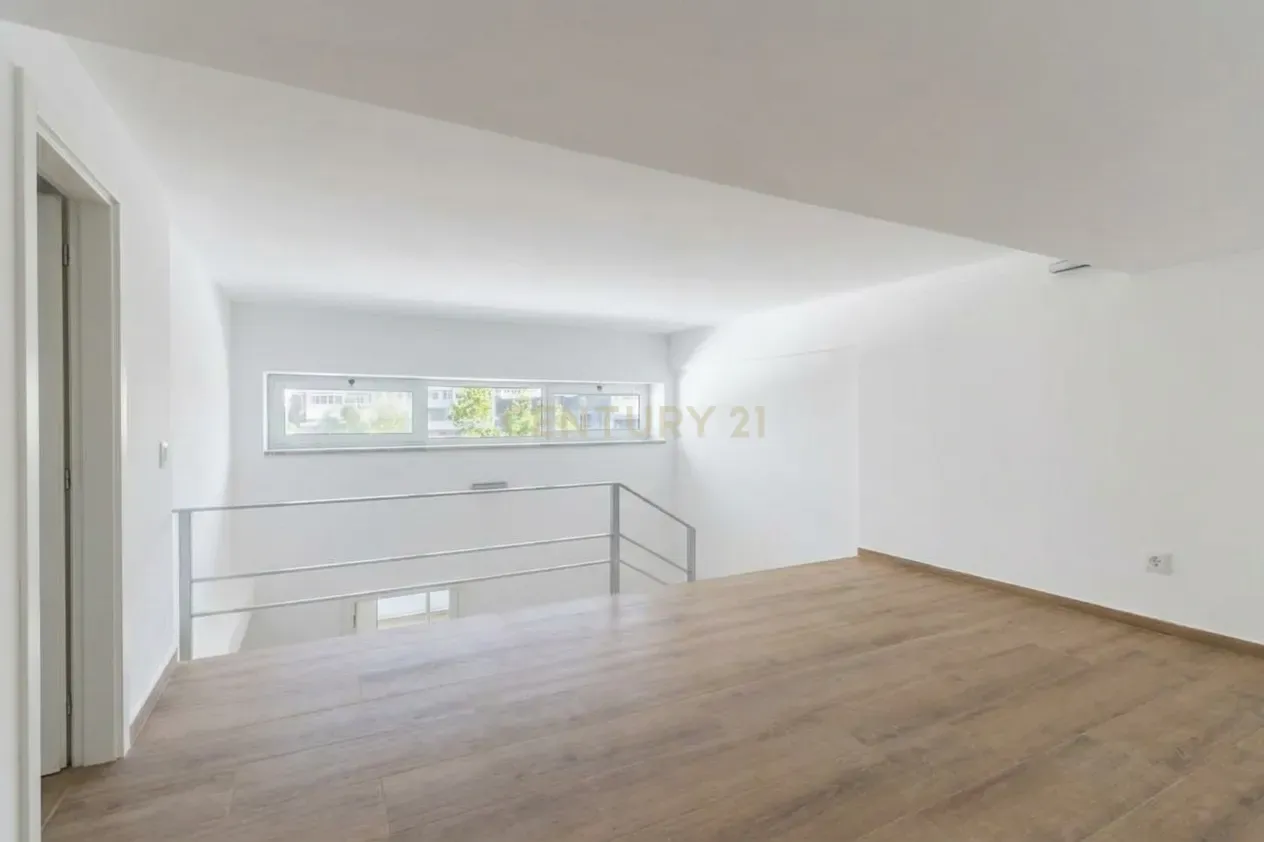 Apartamento T2 à venda em Coimbra (Sé Nova, Santa Cruz, Almedina e São Bartolomeu), Coimbra — foto 13