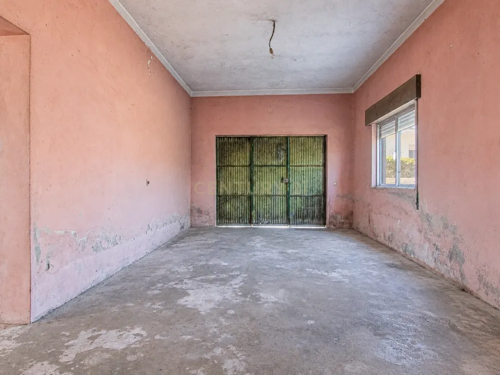 Moradia T3 com Garagem em Carritos, Tavarede – Figueira da Foz - Image 13