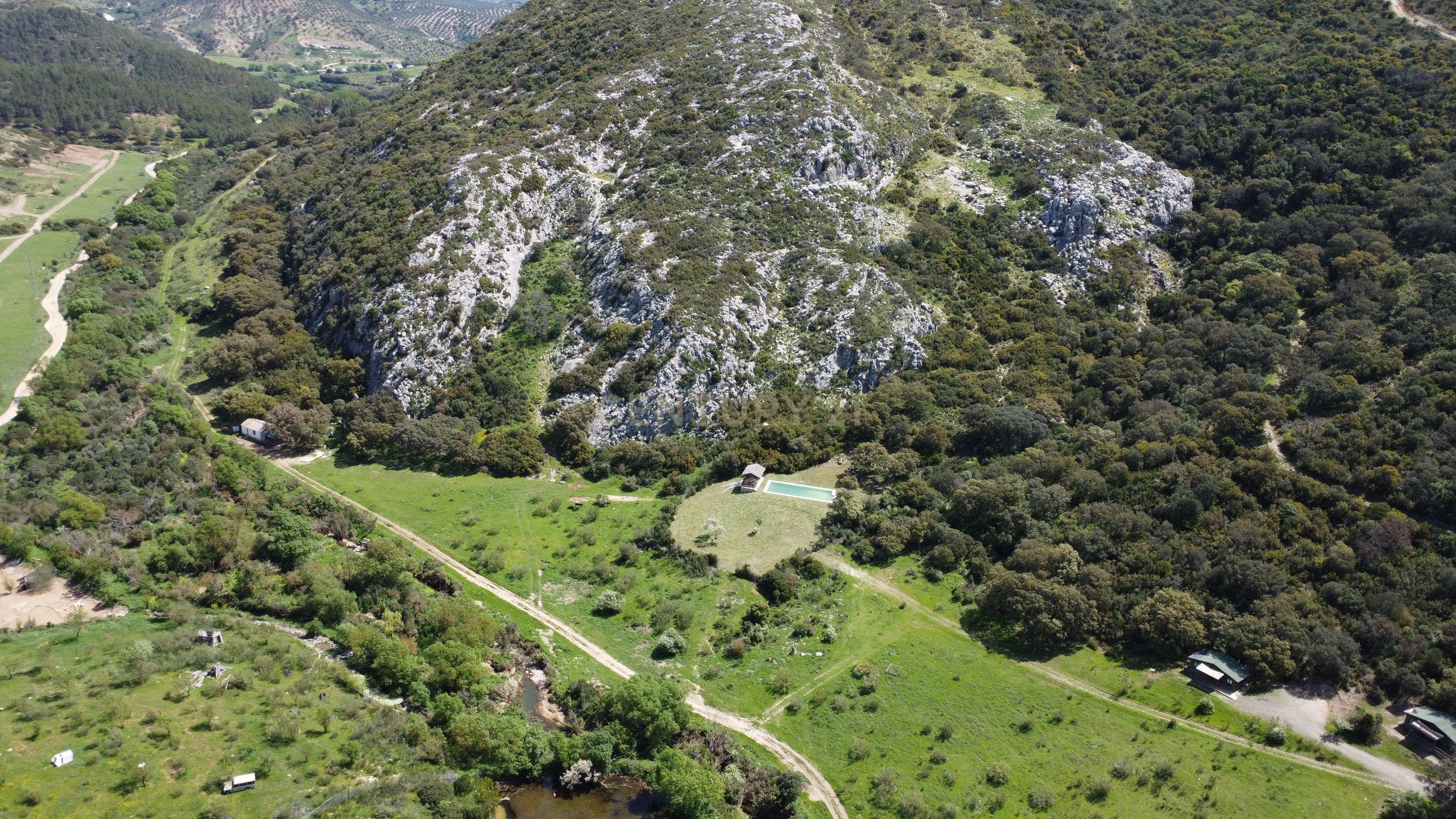 VENDA DE PROPRIEDADE RÚSTICA EM ANTEQUERA COM EXPLORAÇÃO DE AGROTURISMO - Image 26