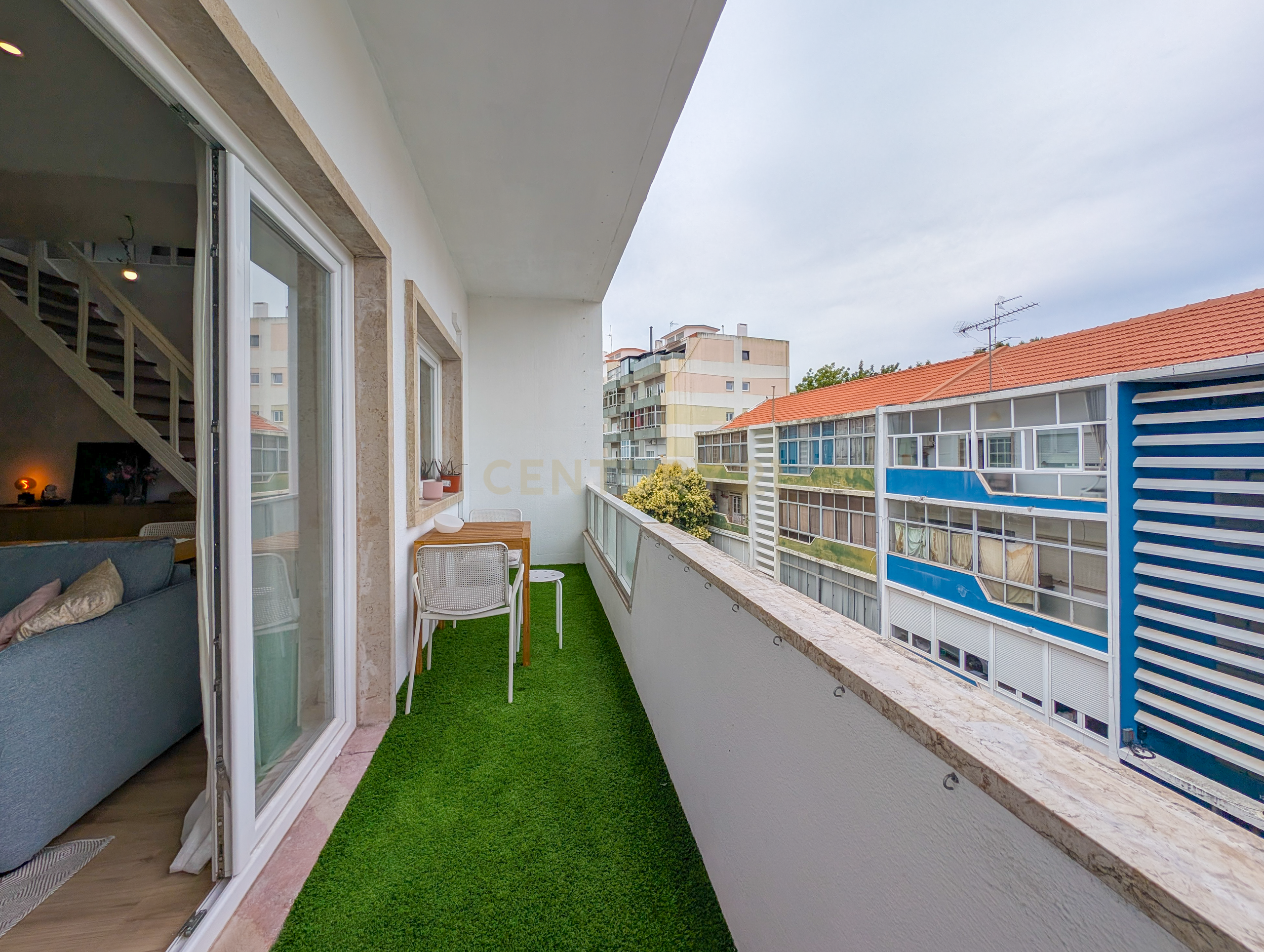 Fotografia 8 de Apartamento de 3+1 assoalhadas totalmente renovado. - 2 Varandas