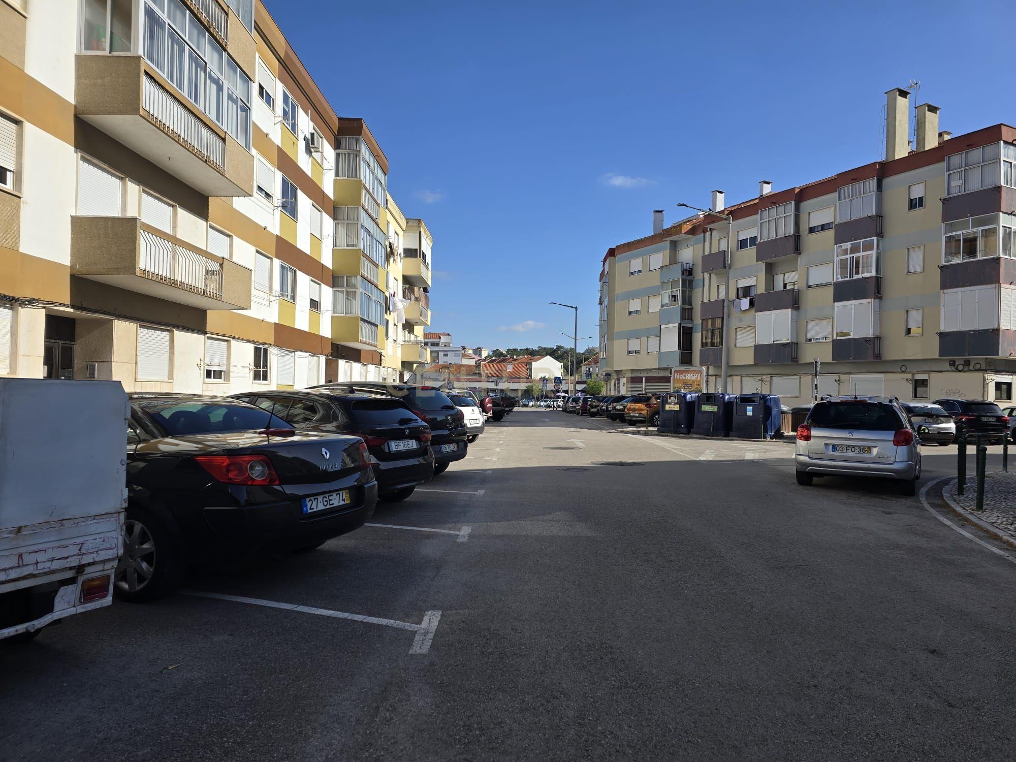 Apartamento T2 no Centro de Corroios – Excelente Localização! - Image 25