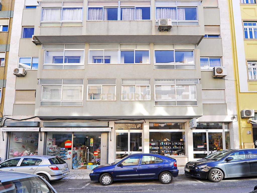 Apartamento Moderno Lisboa - 2 Quartos e Vista Cidade - Image 21