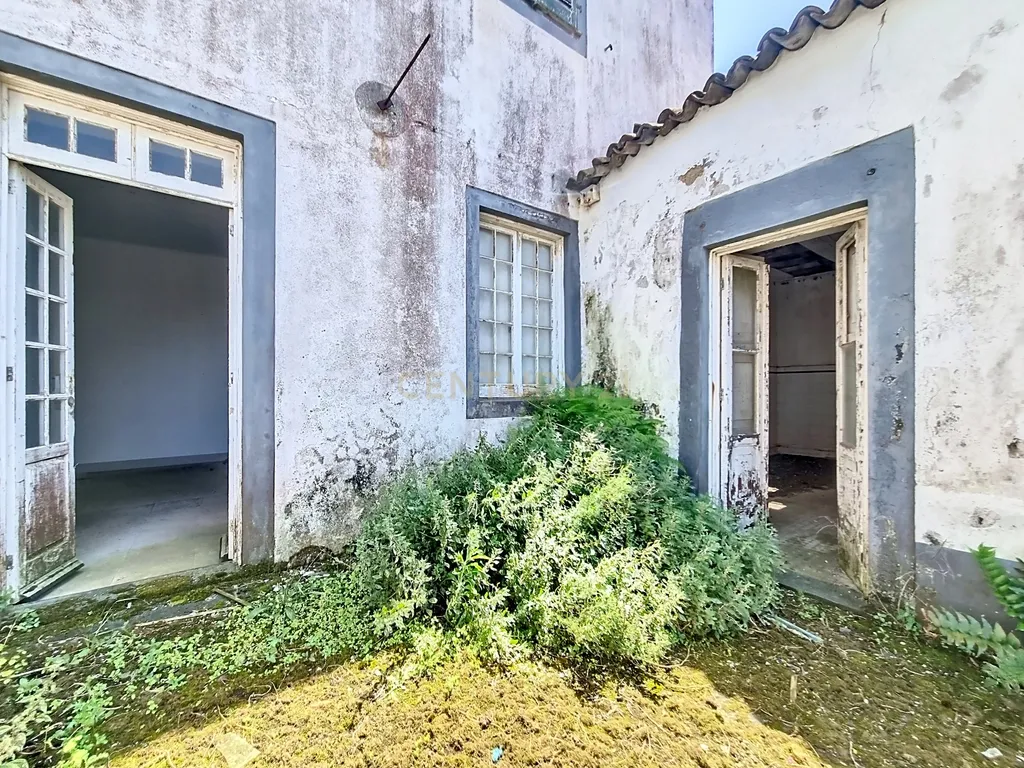 Duas Casas Antigas na Cidade da Ribeira Grande, Ilha de São Miguel - Oportunidade Única! - Image 11
