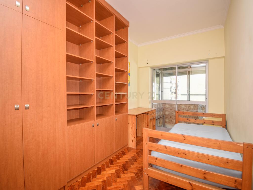 Apartamento T3 à Venda – Odivelas, Rua de Serpa Pinto | Junto ao Metro - Image 16